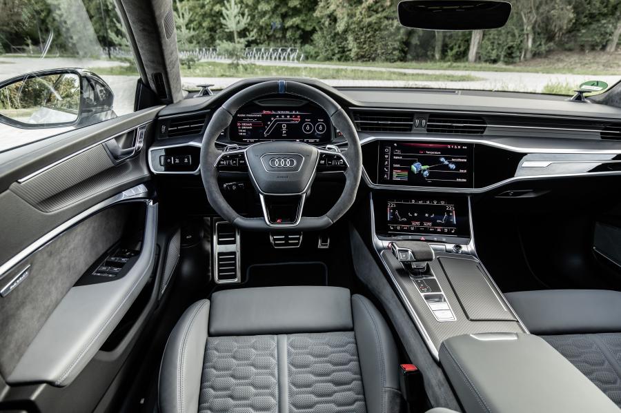 Торпедо Audi RS7 Sportback 2019 года  (WW) (фото 80 из 80)